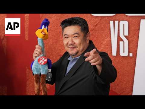 Eric Bauza, the voice of Bugs Bunny, dies at 46