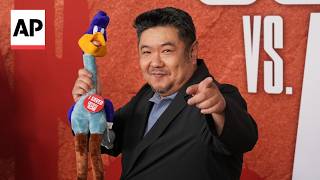 Eric Bauza, the voice of Bugs Bunny, dies at 46