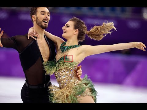Gabriella Papadakis has wardrobe malfunction in ice dancing