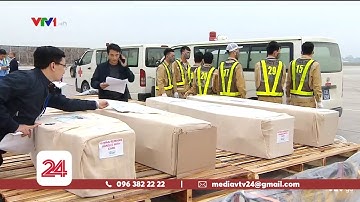 Thi thể của 16 trong 39 nạn nhân tử vong ở Essex, Anh về đến Nội Bài | VTV24