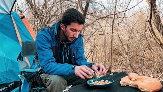 Solo Camping - Making Tea With The Fire Of Tuna Fish Oil