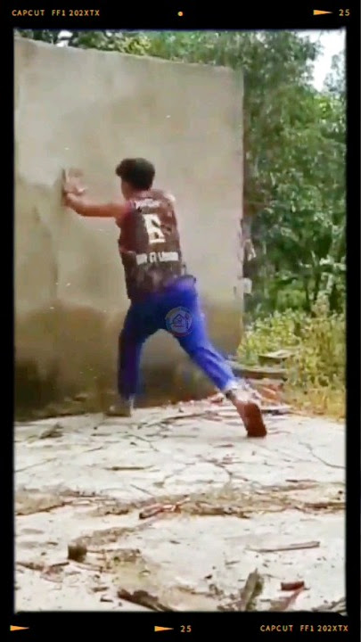 Tes Ilmu Kebal 😂 #shorts #youtubeshorts #ngakak #ngakakkocak #viralvideo #videolucu #tesilmukebal