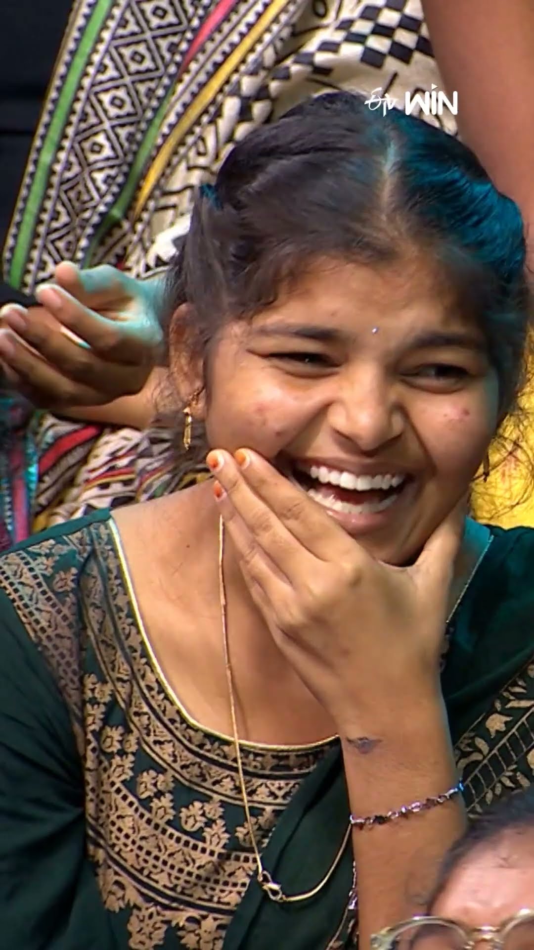 #shorts - సీరియల్ నటులకి ఇదే బెస్ట్ కాంప్లిమెంట్..! #comedy #sridevidramacompany