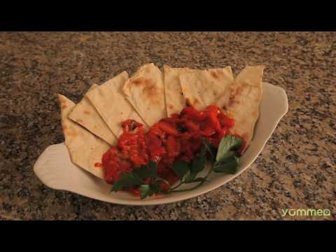 Roasted Red Pepper w/ Garlic and Olive Oil from Yummeo