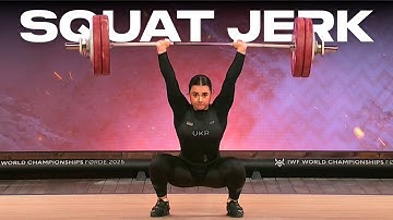 When The Audience Sees A Squat Jerk For The First Time! | Worlds 2025