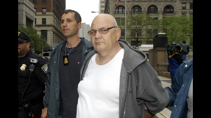 An Underrated Guy In A DYSFUNCTIONAL Crime Family:...