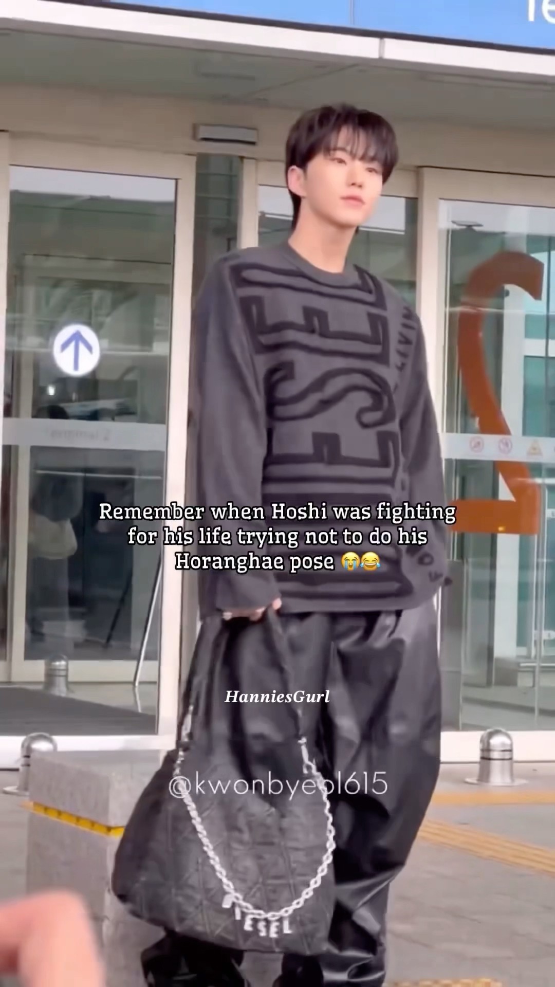 I'm sure he did it inside his pocket 🤧 #hoshi #kwonsoonyoung