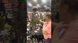 BODY ARMOR DEALS AT FORT MYERS FLORIDA GUN SHOW #guns #pewpew #military #shoot #trending