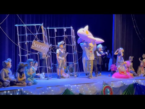 Новогодний спектакль «Приключения