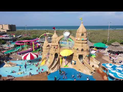 Vidéo: Beach Park à Isla Blanca - Texas Water Park Fun