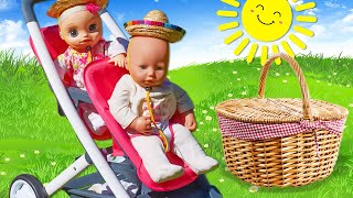 Poupées Baby Alive et Bébé Born: pique-nique au parc. Jeux pour bébé avec les poupons.
