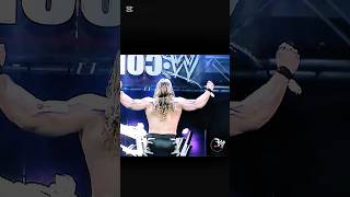 25 years ago 🇨🇦 Y2J entrance - 5/2001
