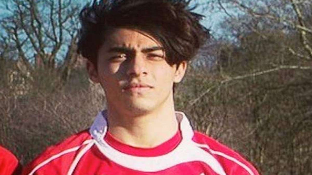 Aryan Khan : The Star in Making | Unseen Photos - YouTube
