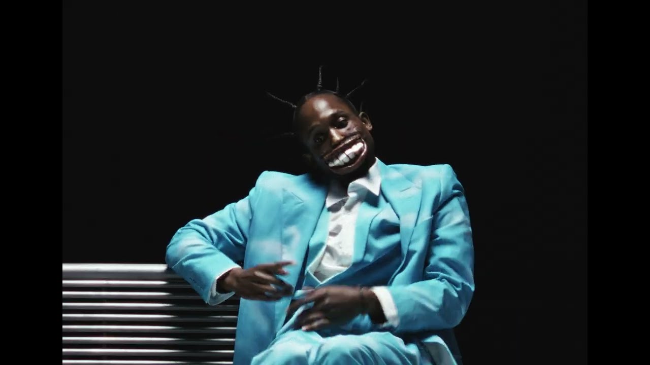 Maxo - Mars Is Electric (Official Music Video) - YouTube