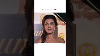 effortless looker.. #trending #viral #youtubeshorts #bollywood #foryou