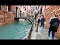 Venice getting flooded 17/11/19 and I'm on holiday