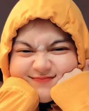Cewek cantik chubby