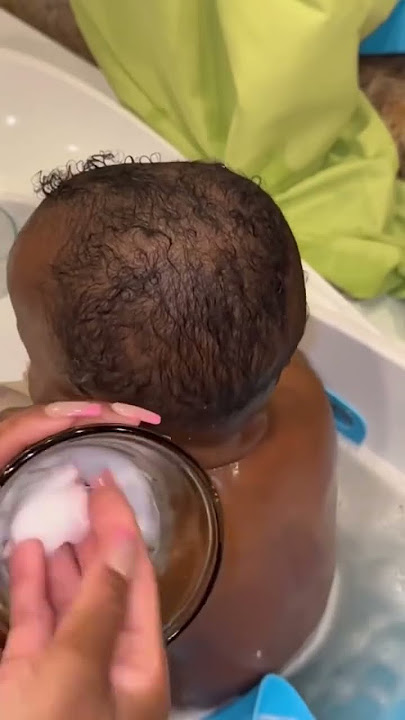 you can never go wrong with baking soda! #momhack #babytips #lifehacks #momlife #momtips #musttry