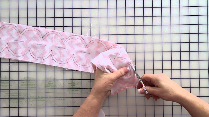 Quick Points Scallop Ruler Demonstration - Fat Qua...