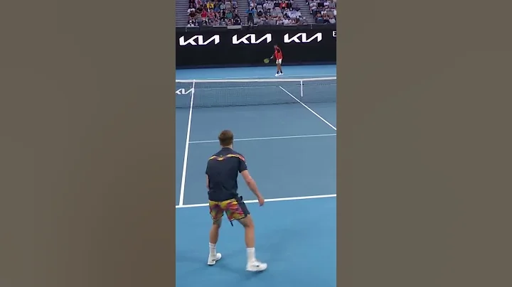 Nick Kyrgios FAKES underarm serve twice! 😂 - DayDayNews