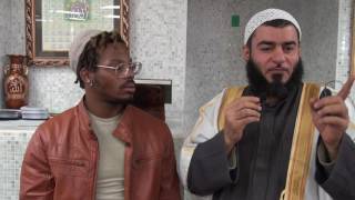 Reverts to Islam - Brother Anthony taking the Testimony of Faith (Shahadah)