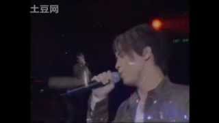 Video thumbnail of "陶喆- 沙灘、Angel、愛很簡單(梅艷芳2003香港演唱會)"