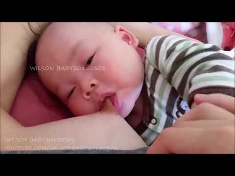 Asian mom and son  Breastfeeding adult baby  Mère et le fils d'Asie 2