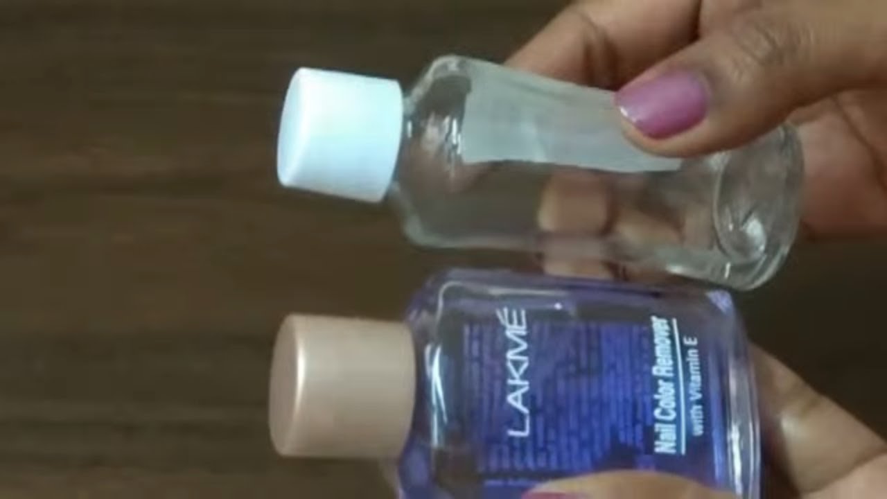 Buy LAKME Nail Color Remover | Shoppers Stop