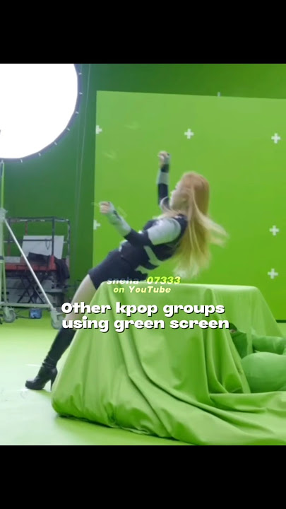 Blackpink said no to green screen 🔥 #shorts #kpop #kpopidol #100k #greenscreen #viralvideo #1million