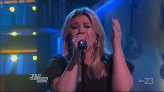 Kelly Clarkson Sings Everybody got their something,  Nikka Costa 2020 Live Concert Performance 1080p