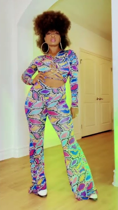 It’s Friday! Let’s groove! 🤩 #youtubepartner #shorts