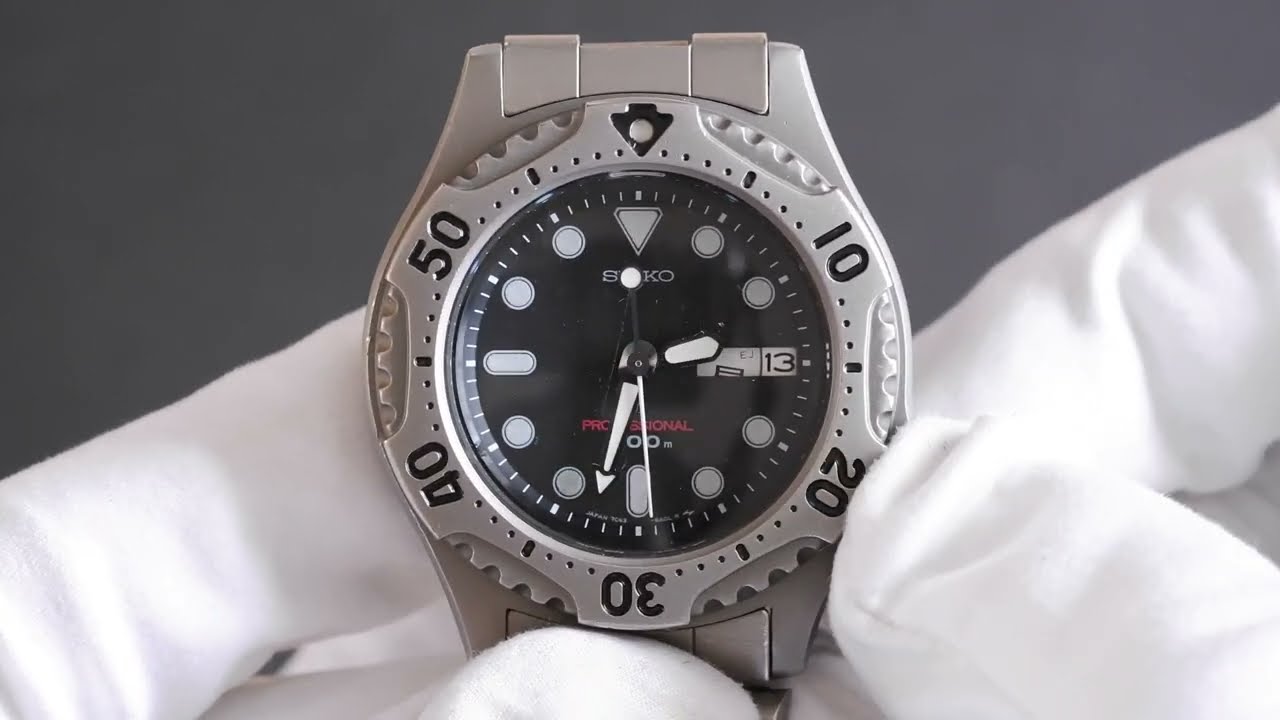 Seiko 7C43-6A10 (SSBT027) quartz diver's watch - YouTube