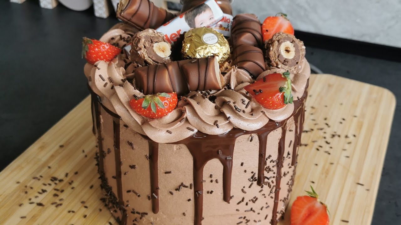 Layer Cake Fraise Chocolat A La Creme Au Beurre Meringue Suisse Youtube Layer Cake Fraise Chocolat A La Creme Au Beurre Meringue Suisse Youtube