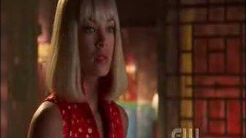 Smallville 7x01 Bizarro Ending Scene