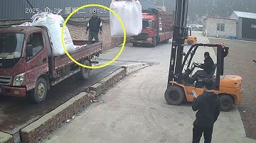 FORKLIFT ACCIDENT 😱