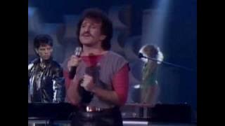 Matthew Wilder - Break My Stride ( Full & HQ )