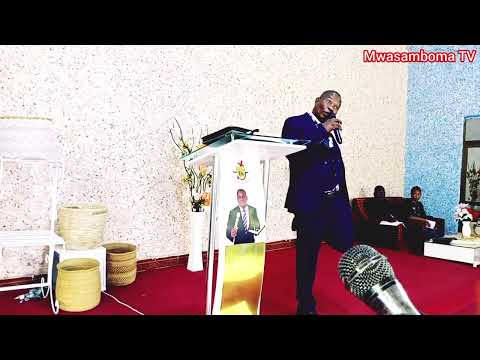 MWINJIRISTI MPAMBWE AKEMEA NA KUGUSIA MAPAMBO WANAYOVAA WASHIRIKA WA LEO MAKANISANI TAG MLANDIZI