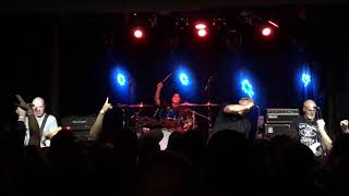 Descendents - "Fighting Myself" live at IDL Ballroom 11/18/18