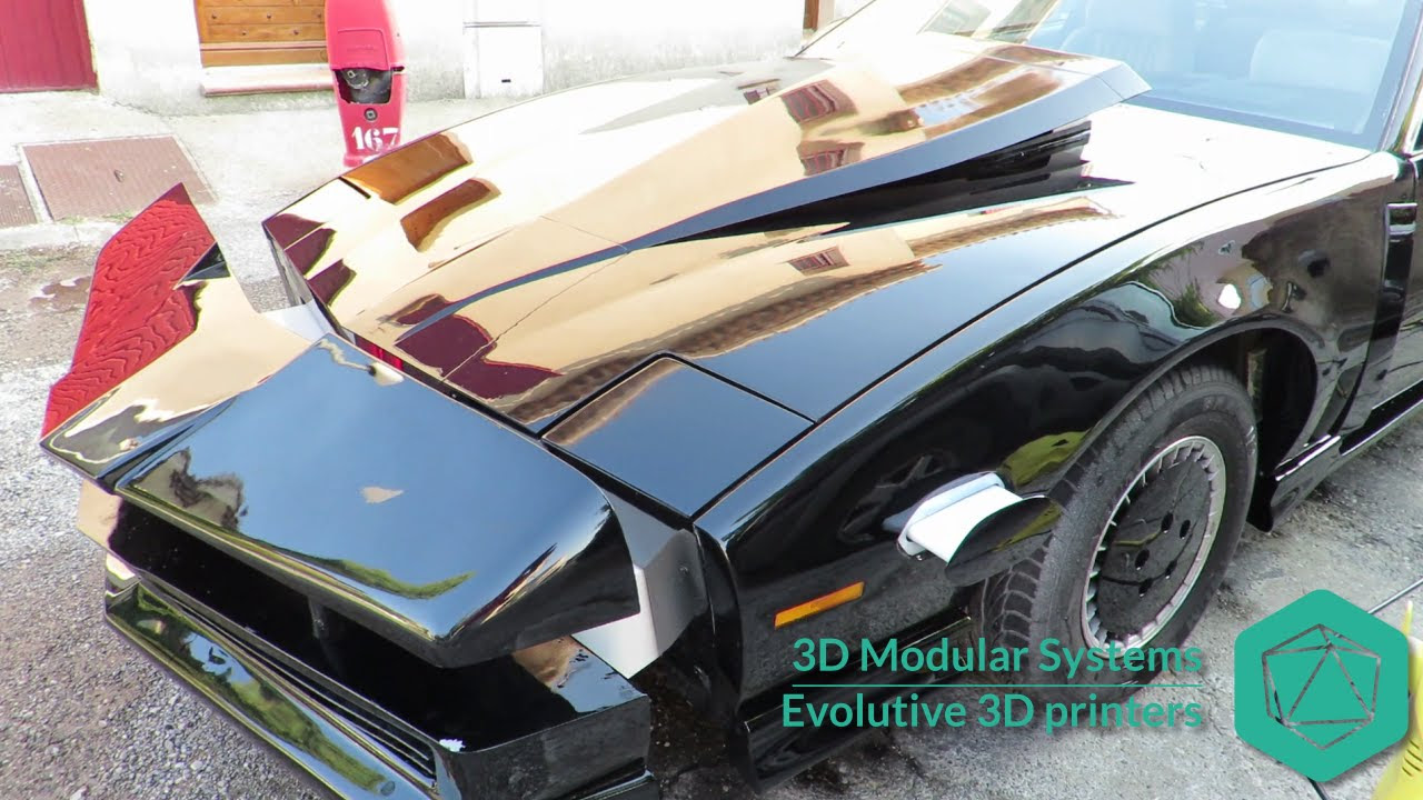 EN Knight rider replica K2000 car customized with a 3D printer