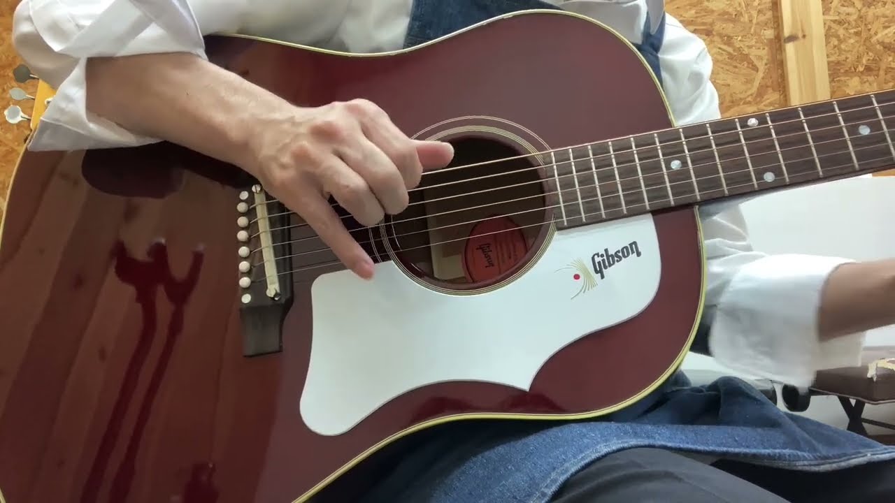 Gibson J-45 standard 2023年製 Gibson The World-Famous Workhorse, Now in Ebony
