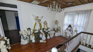 Abandoned 1990s Time Capsule House Full Of Dolls! Abandoned At Least In 2015! Where Is The Owner!?
