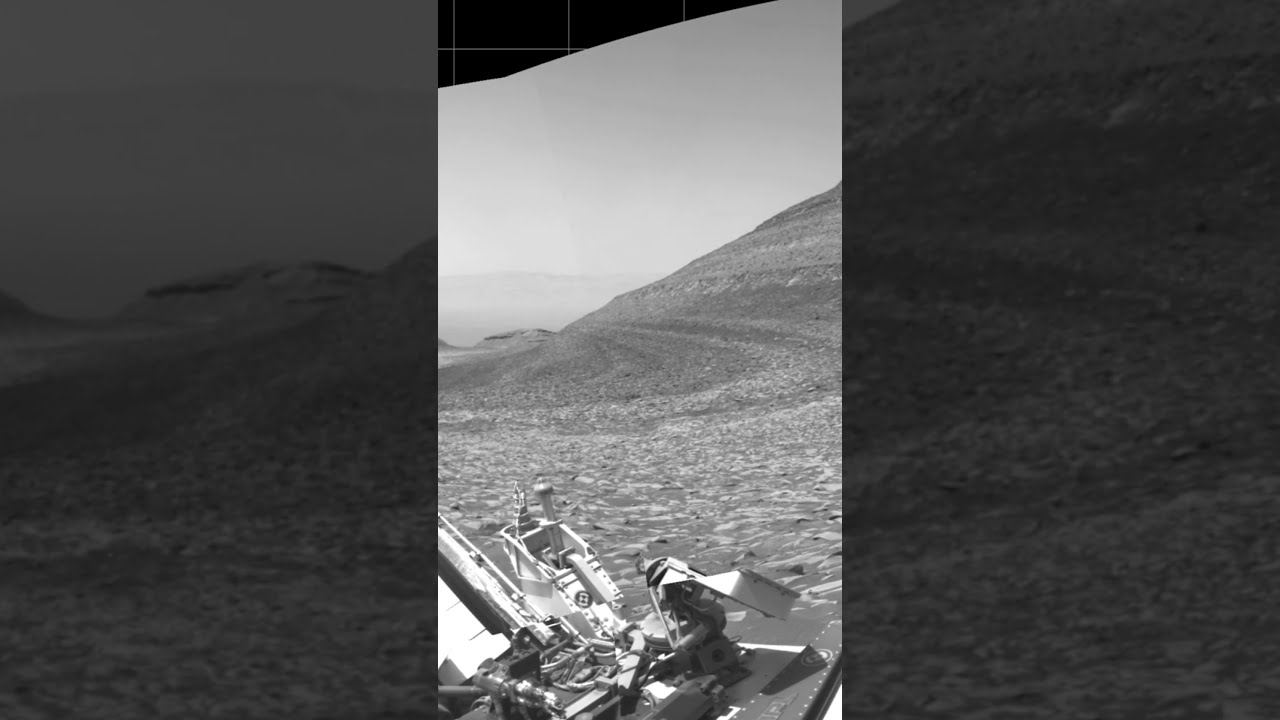 NASA's Curiosity Rover Captures View of Gale Crater's Floor on Mars
