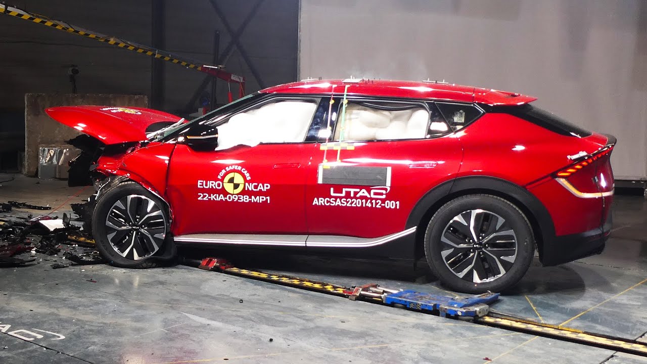 2022 KIA EV6 – Crash and Safety Tests / Safe EV Crossover - YouTube