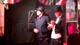 Berlin lacht! Hacki and Moppi