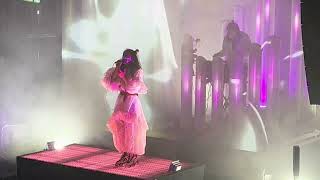 Purity Ring - Graves (Toronto 2022)