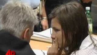 Amanda Knox Takes Stand in Her Murder Trial