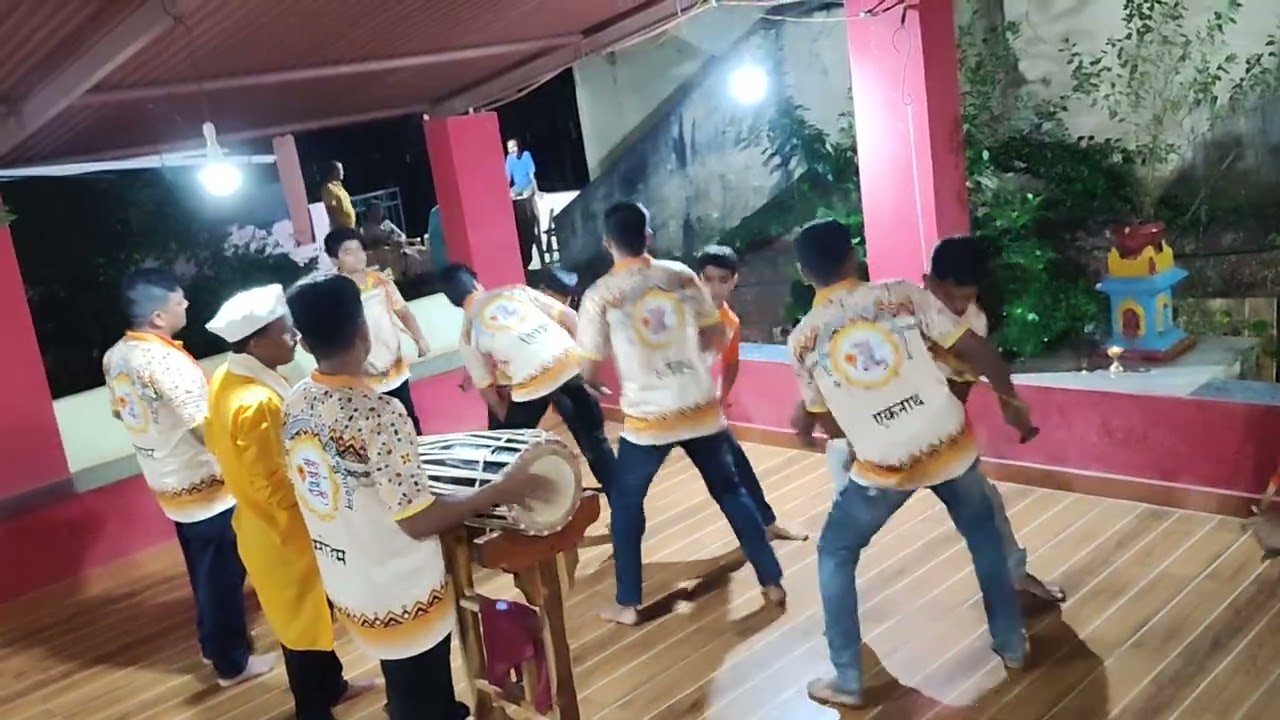 सत्य नारायणा आळवितो तुजला.. बुवा - संतोष पाष्टे.. रामेश्वर प्रासादिक भजन मंडळ साळीस्ते #bhajan 