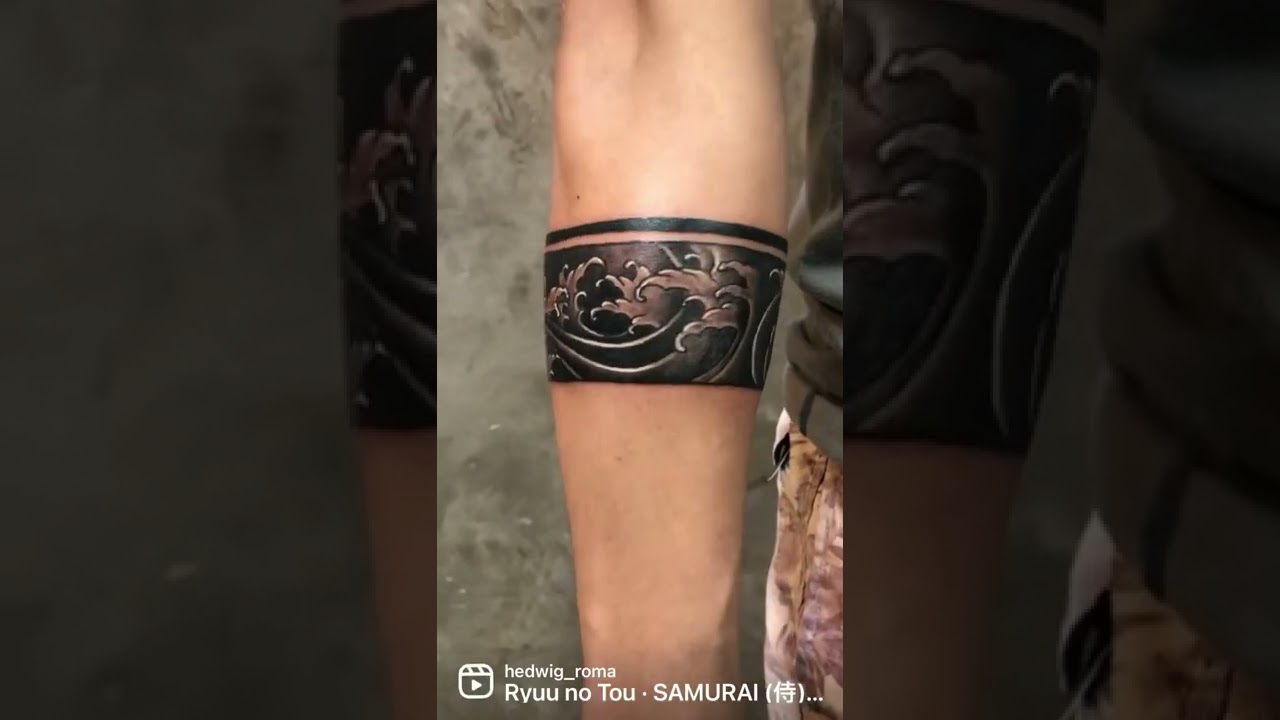 Maori Polynesian Tattoo Bracelet with Waves. Tribal Sleeve Seamless Pattern  Vector. Stock Vector - Illustration of wave, ethnic: 279799693