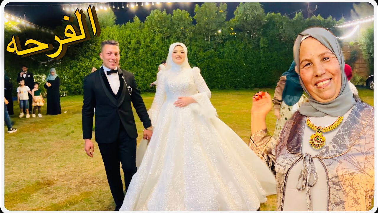 لبست دهبي ولمعت زي القمر🌙 دخلت الفرح ابهرت العرسان👰🤵 وطروقه رقص عالخيل🐎🎶افرحو معانا🤩💃🏻🕺