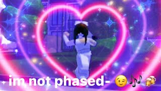 I'm Not Phased!!! 🥂🎶